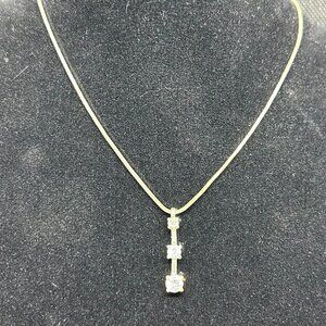 Vicky Jousan womans necklace